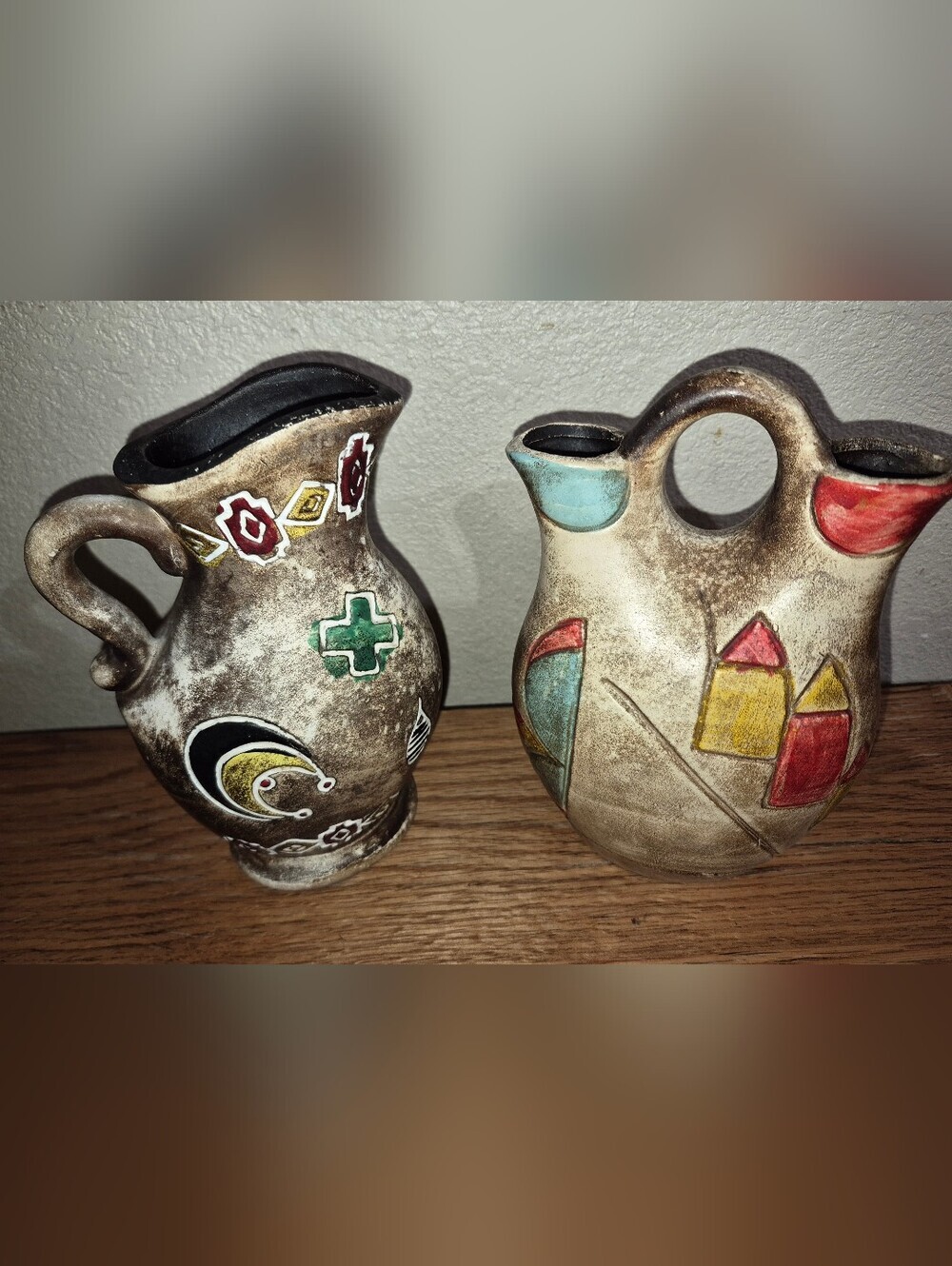 Pair of Vintage Hand Painted Native American Wedding Vase & Pitcher - Picture 2 of 6